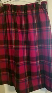 Vintage Wool pleated knee length skirt